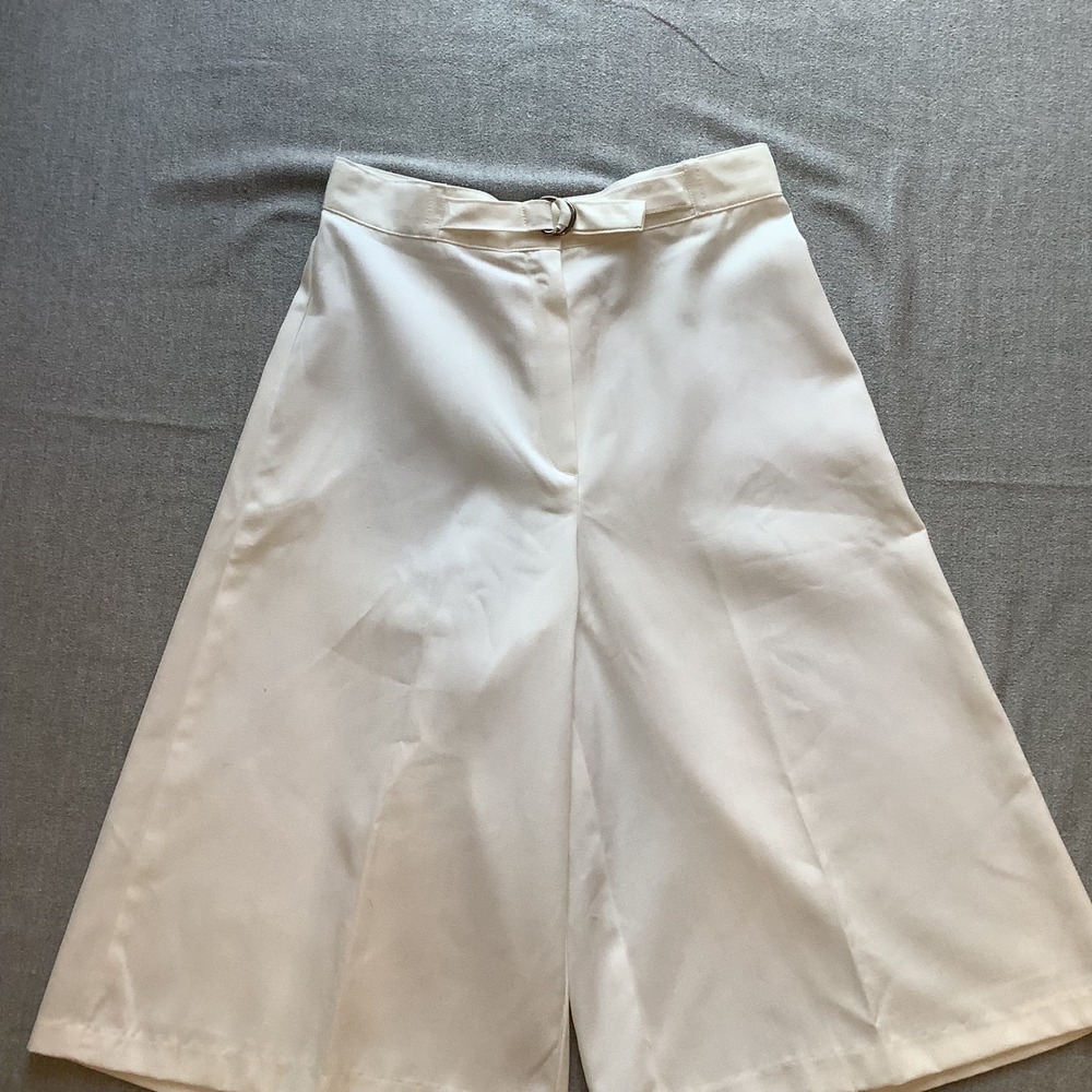 Vintage Tomboy of California White Culottes Wide Leg Shorts Belted 023516 11 - Picture 2 of 4